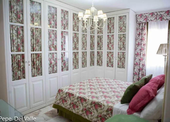 Patios “ El Carmen” 3*